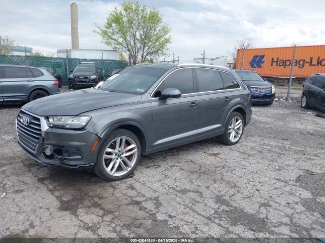 WA1VAAF75JD048594 Audi Q7 3.0t Premium