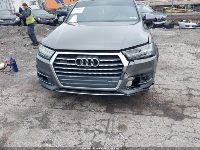 WA1VAAF75JD048594 Audi Q7 3.0t Premium