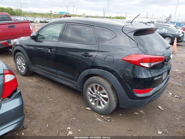 KM8J3CA47GU215257 Hyundai TUCSON SE