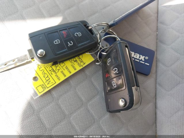 3VV1B7AX7LM058984 Volkswagen Tiguan 2.0t S