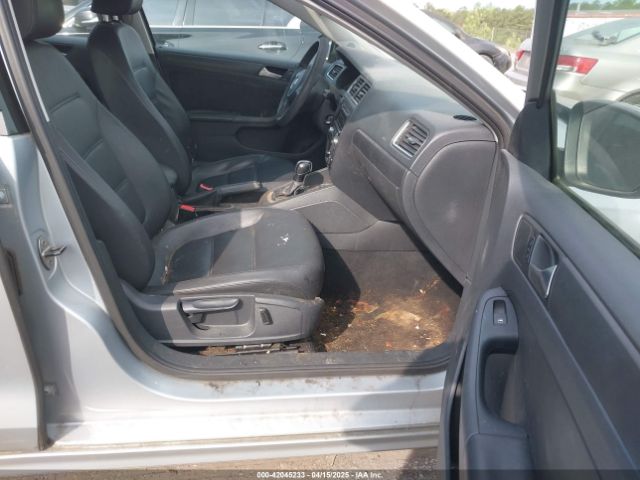 3VWD17AJ8EM364327 Volkswagen Jetta 1.8t Se
