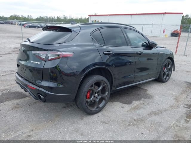 2024 ALFA ROMEO STELVIO ZASPAKBN0R7D75947 Photo 3