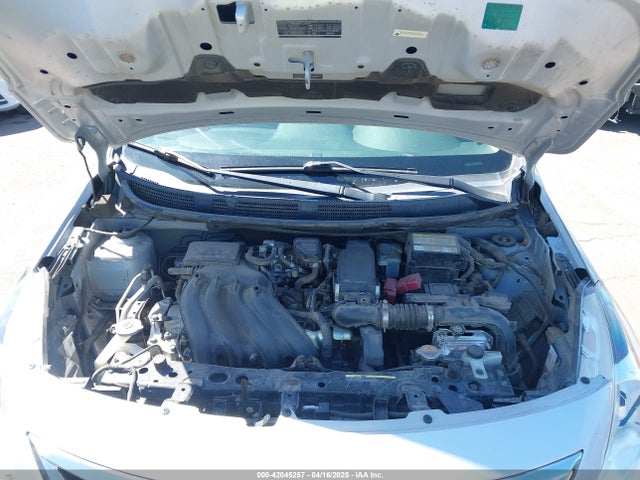 3N1CN7AP9KL821108 Nissan Versa 1.6 Sv