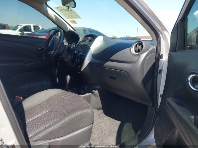 3N1CN7AP9KL821108 Nissan Versa 1.6 Sv