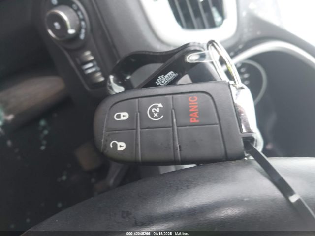 3C4NJDBBXMT551702 Jeep Compass Latitude 4x4