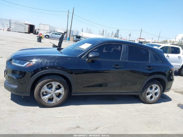 3CZRZ1H33RM735318 Honda Hr-v 2wd Lx