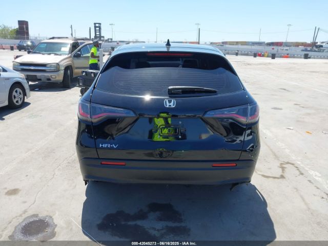 3CZRZ1H33RM735318 Honda Hr-v 2wd Lx