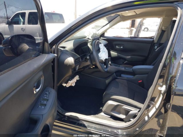 3CZRZ1H33RM735318 Honda Hr-v 2wd Lx