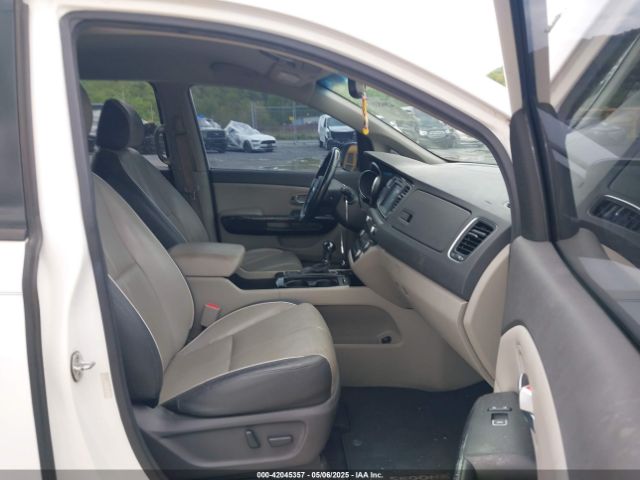 KNDMC5C14F6019067 KIA Sedona Sx