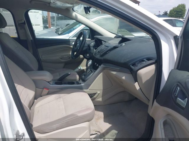 1FMCU0G70FUA44162 Ford ESCAPE SE