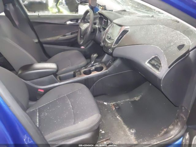 1G1BE5SM3H7163101 Chevrolet Cruze Lt Auto