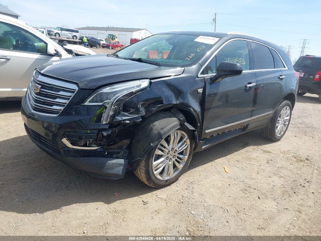 2017 CADILLAC XT5 1GYKNERSXHZ110826 Photo 1