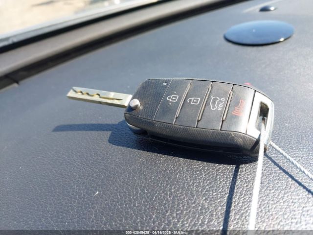 5XYPGDA55GG110302 KIA Sorento 3.3l Lx