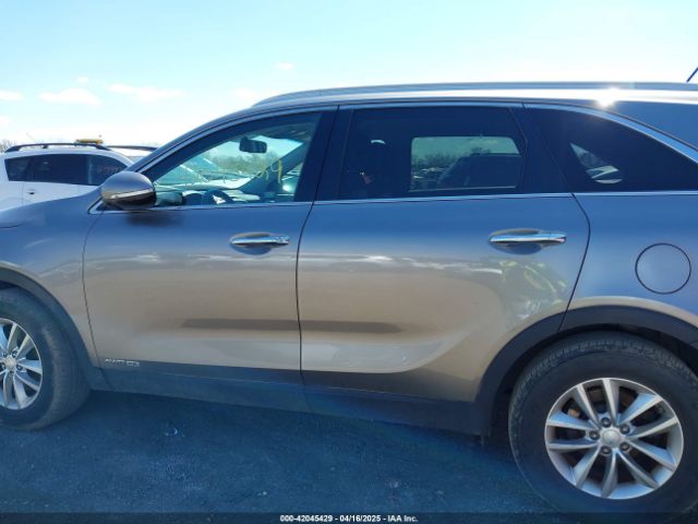5XYPGDA55GG110302 KIA Sorento 3.3l Lx