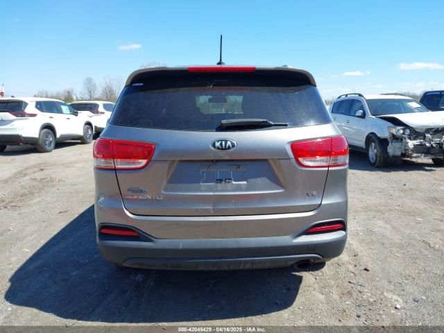 5XYPGDA55GG110302 KIA Sorento 3.3l Lx