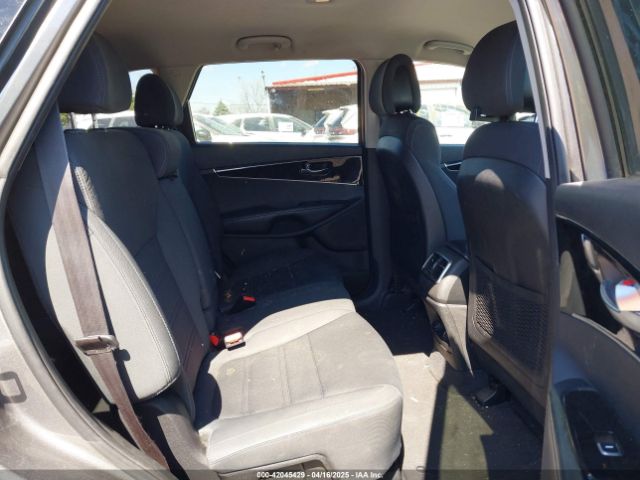5XYPGDA55GG110302 KIA Sorento 3.3l Lx