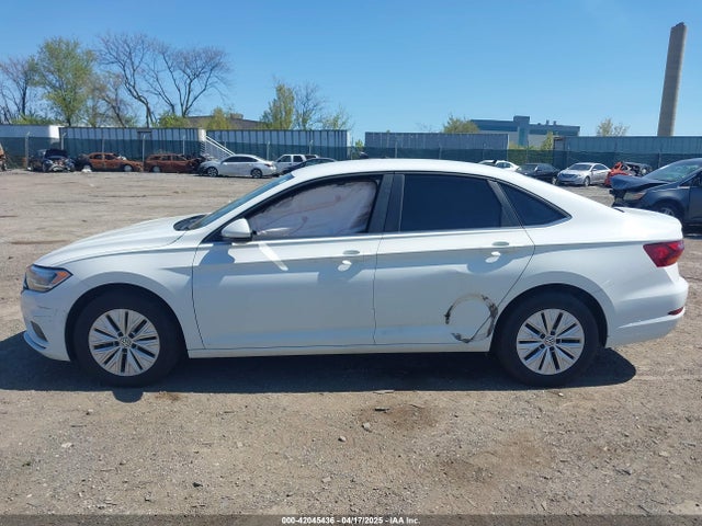 3VWC57BUXKM260877 Volkswagen Jetta 1.4t R-line/1.4t S/1.4t Se