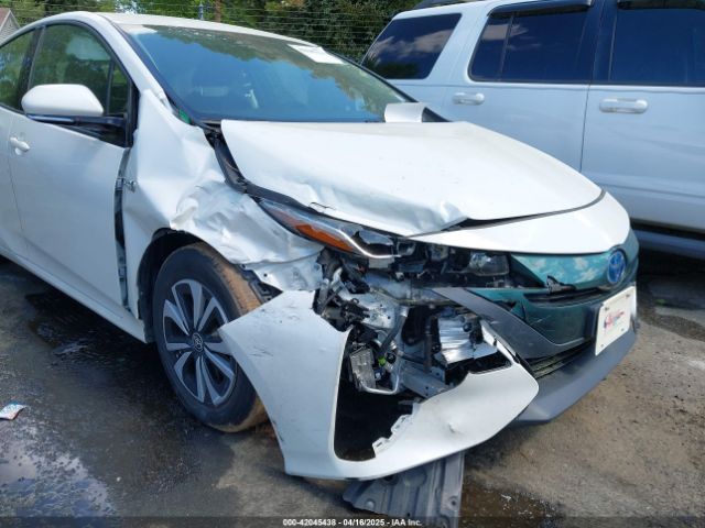 JTDKARFP8J3101754 Toyota Prius Prime Premium