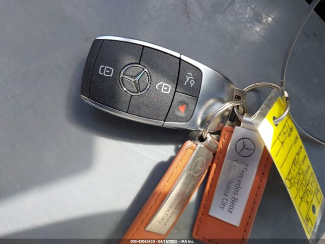 W1N4M4HB1PW270809 Mercedes-Benz Glb 250 4matic