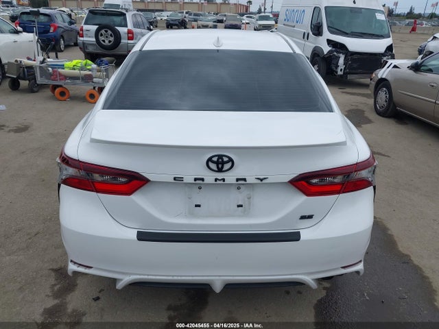 4T1T11AK4PU777487 Toyota CAMRY SE