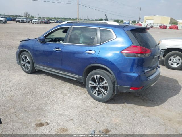 2017 NISSAN ROGUE 5N1AT2MTXHC803223 Photo 2