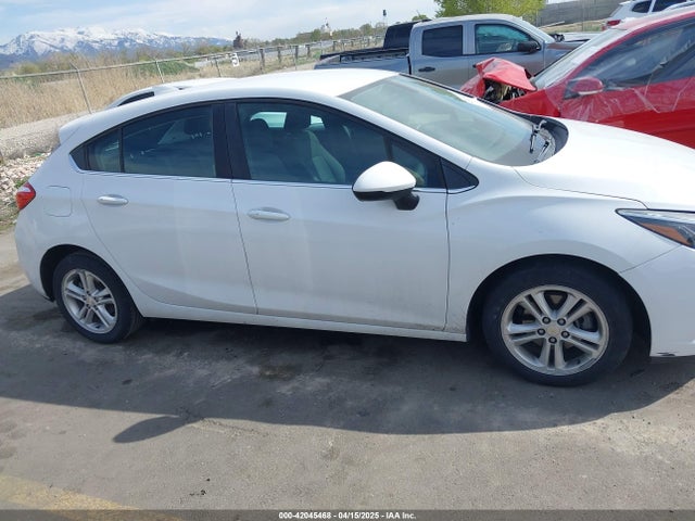 Chevrolet Cruze Lt Auto 2018 3G1BE6SM5JS599025 Image 13