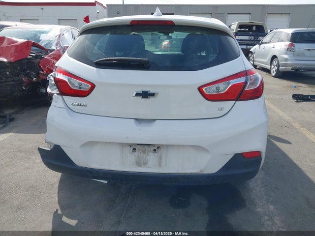 Chevrolet Cruze Lt Auto 2018 3G1BE6SM5JS599025 Image 16