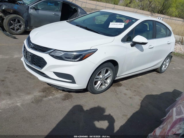 Chevrolet Cruze Lt Auto 2018 3G1BE6SM5JS599025 Image 2