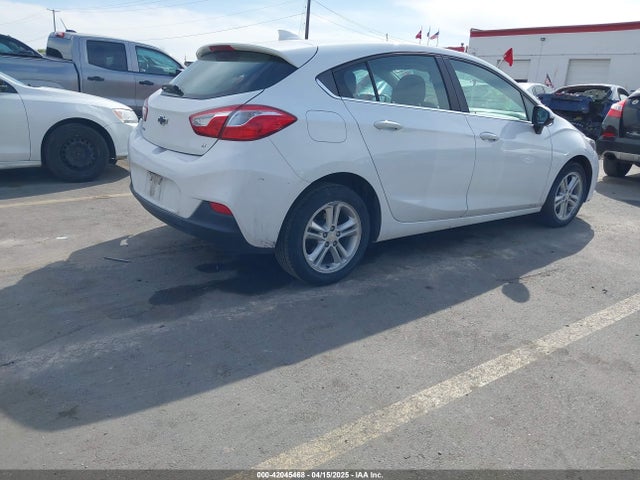 Chevrolet Cruze Lt Auto 2018 3G1BE6SM5JS599025 Image 4