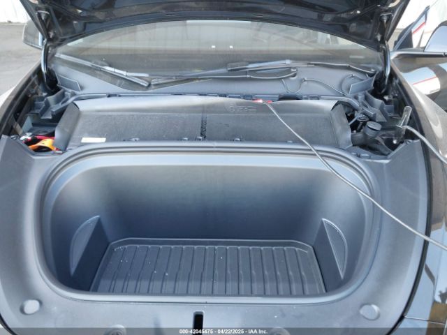 7SAYGDED0SF251870 Tesla Model Y Long Range Dual Motor All-wheel Drive