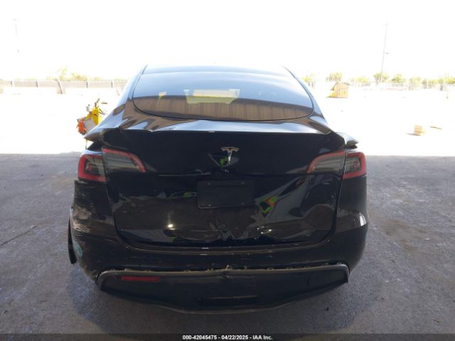 7SAYGDED0SF251870 Tesla Model Y Long Range Dual Motor All-wheel Drive