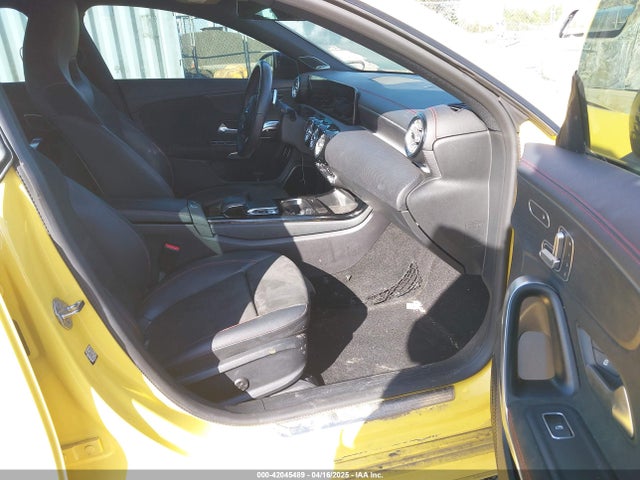 W1K5J4GB7LN083750 Mercedes-Benz CLA 250