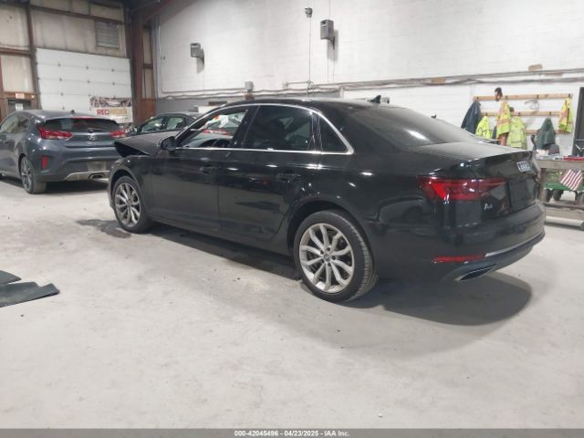 WAUHMAF45KN011814 Audi A4 40 Premium