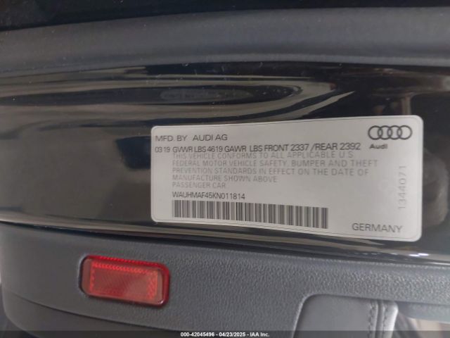 WAUHMAF45KN011814 Audi A4 40 Premium