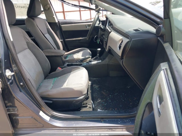 5YFBURHE9KP863275 Toyota COROLLA LE