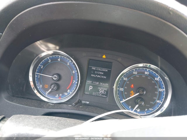 5YFBURHE9KP863275 Toyota COROLLA LE