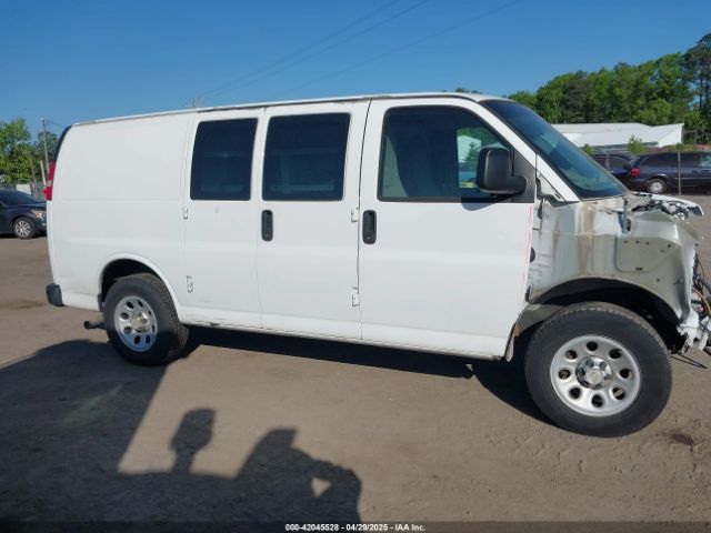 1GCSGAFX2E1151373 Chevrolet Express 1500 Work Van