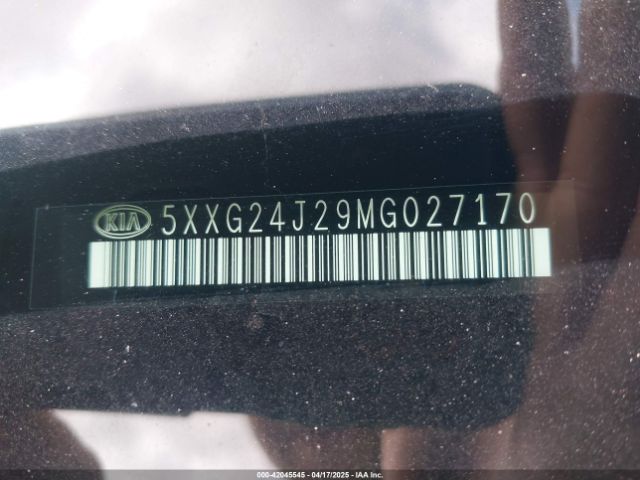 5XXG24J29MG027170 KIA K5 LX