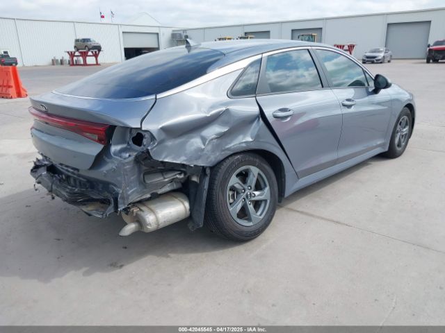 5XXG24J29MG027170 KIA K5 LX