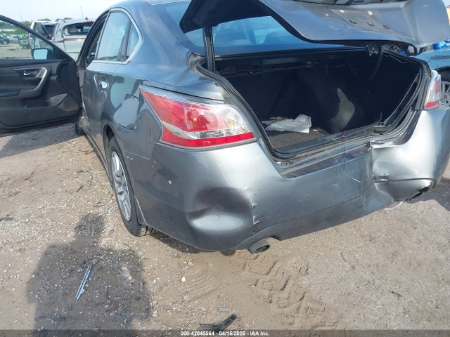 2015 Nissan Altima 2.5 S მანქანა იყიდება აუქციონზე, vin: 1N4AL3AP0FN873354, აუქციონის ნომერი: 42045564