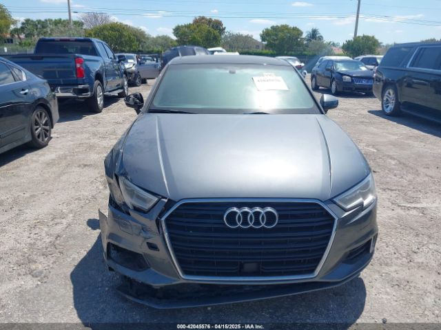 WAUAUGFFXJ1051415 Audi A3 2.0t Premium/2.0t Tech Premium