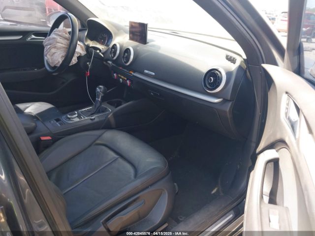 WAUAUGFFXJ1051415 Audi A3 2.0t Premium/2.0t Tech Premium