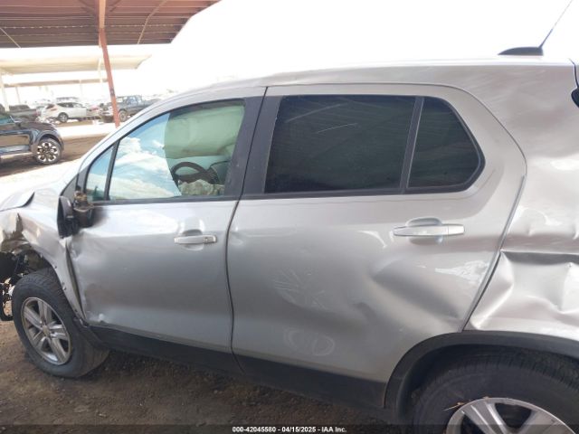 3GNCJNSB3LL109850 Chevrolet Trax Awd Ls