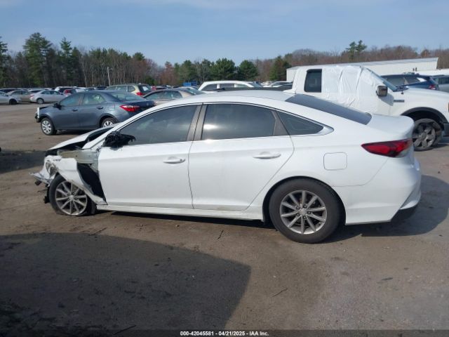 5NPE24AF0JH600287 Hyundai SONATA SE