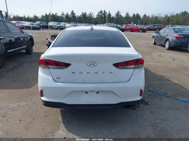 5NPE24AF0JH600287 Hyundai SONATA SE