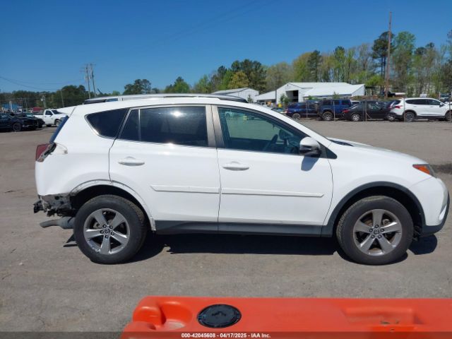 2T3RFREV2FW261665 Toyota Rav4 Xle