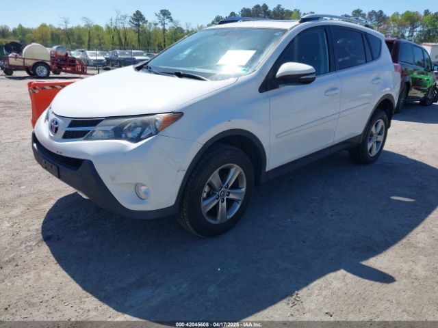 2T3RFREV2FW261665 Toyota Rav4 Xle