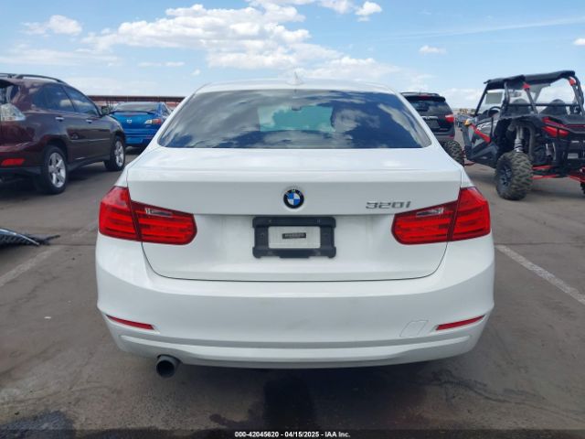 WBA3B1C55FK136333 BMW 320i