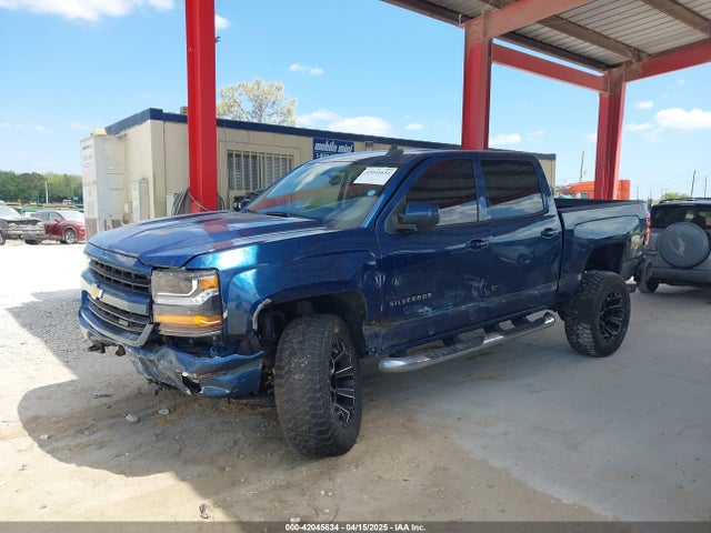 3GCUKREC0JG366590 Chevrolet Silverado 1500 2lt