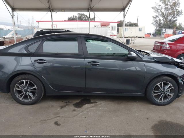 3KPF24AD7RE791063 KIA Forte Lxs